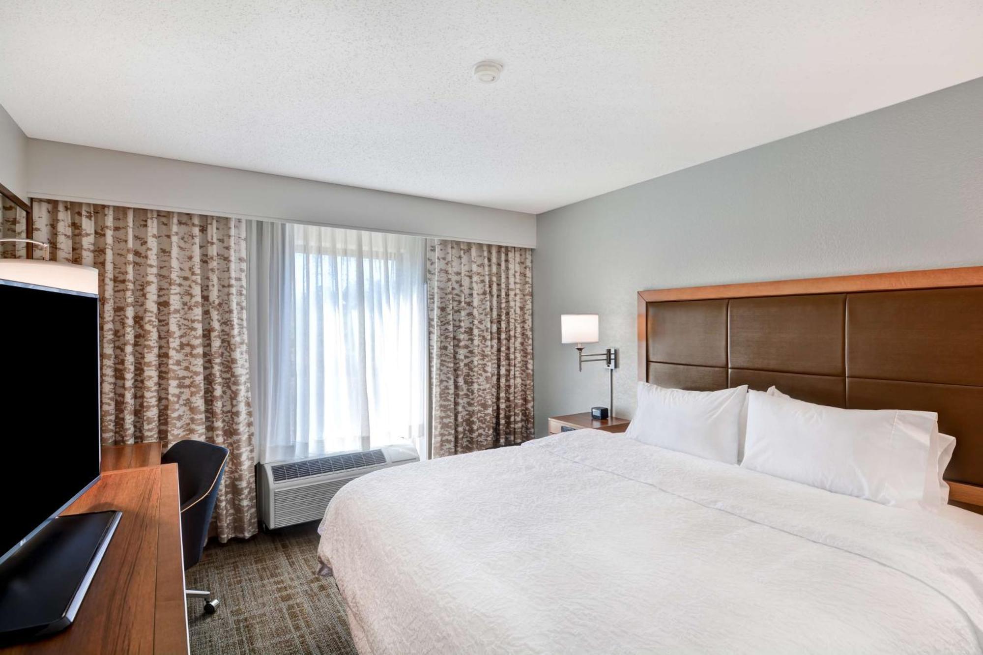 Hampton Inn Memphis Poplar Bagian luar foto