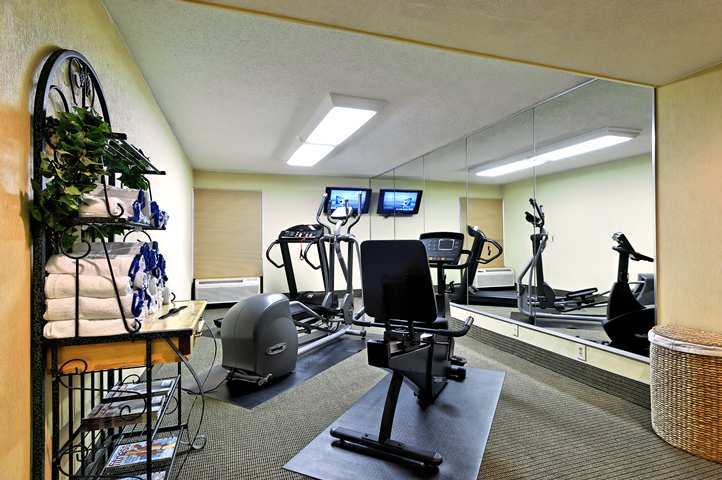 Hampton Inn Memphis Poplar Bagian luar foto