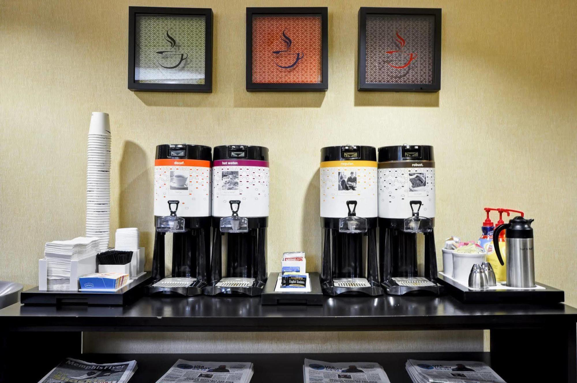 Hampton Inn Memphis Poplar Bagian luar foto